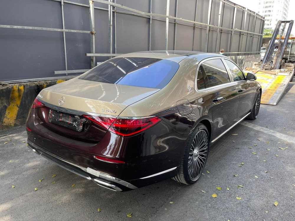 Sau 8 tháng xe Mercedes-Maybach S680 đầu tiên có mặt tại Việt Nam qua diện không chính hãng, đại lý Mercedes-Benz mới báo giá xe Mercedes-Maybach S680 chính hãng từ 16 tỷ đồng Sau 8 tháng xe Mercedes-Maybach S680 đầu tiên có mặt tại Việt Nam qua diện không chính hãng, đại lý Mercedes-Benz mới báo giá xe Mercedes-Maybach S680 chính hãng từ 16 tỷ đồng