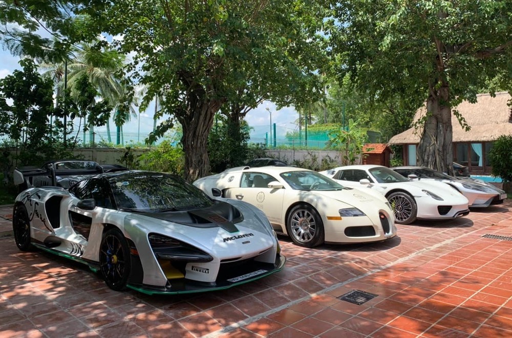 Từ trái sang là McLaren Senna, Bugatti Veyron, Porsche 918 Spyder và Ford GT thế hệ mới Từ trái sang là McLaren Senna, Bugatti Veyron, Porsche 918 Spyder và Ford GT thế hệ mới