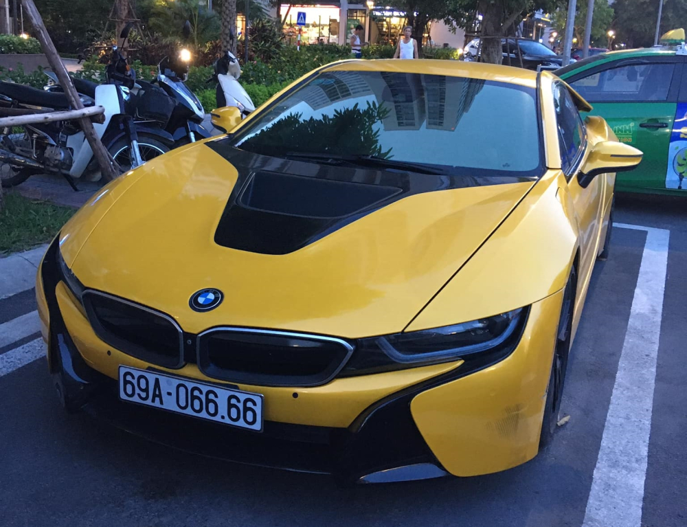 Chiếc BMW i8 này sở hữu biển tứ quý 6 của tỉnh Cà Mau Chiếc BMW i8 này sở hữu biển tứ quý 6 của tỉnh Cà Mau