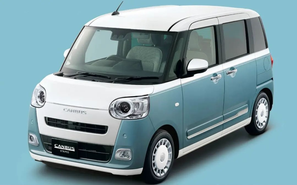 Mê mẩn với Daihatsu Move Canbus 2022 - xe hộp diêm dễ thương và giá bèo Mê mẩn với Daihatsu Move Canbus 2022 - xe hộp diêm dễ thương và giá bèo