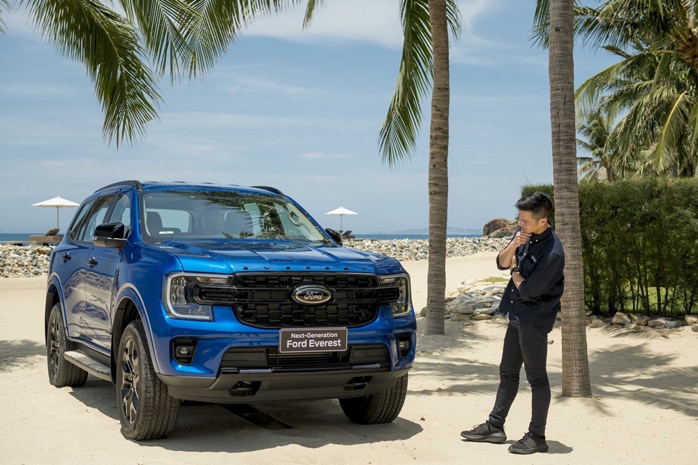 Ford Everest có nhiều điểm tương đồng về mặt thiết kế với Ranger.