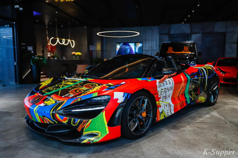 Mới thay &aacute;o độc đ&aacute;o, si&ecirc;u xe McLaren 720S Spider lại bị bắt gặp nằm chờ kh&aacute;ch tại showroom b&aacute;n xe S&agrave;i th&agrave;nh