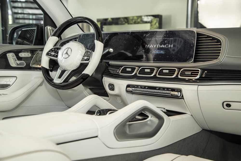 Nội thất xe Mercedes-Maybach GLS 600 Edition 100 2022 đầu tiên về nước Nội thất xe Mercedes-Maybach GLS 600 Edition 100 2022 đầu tiên về nước