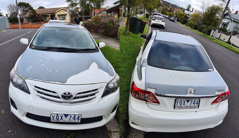 Một chiếc Toyota Corolla đời 2010 bị bong tróc sơn khắp thân xe Một chiếc Toyota Corolla đời 2010 bị bong tróc sơn khắp thân xe