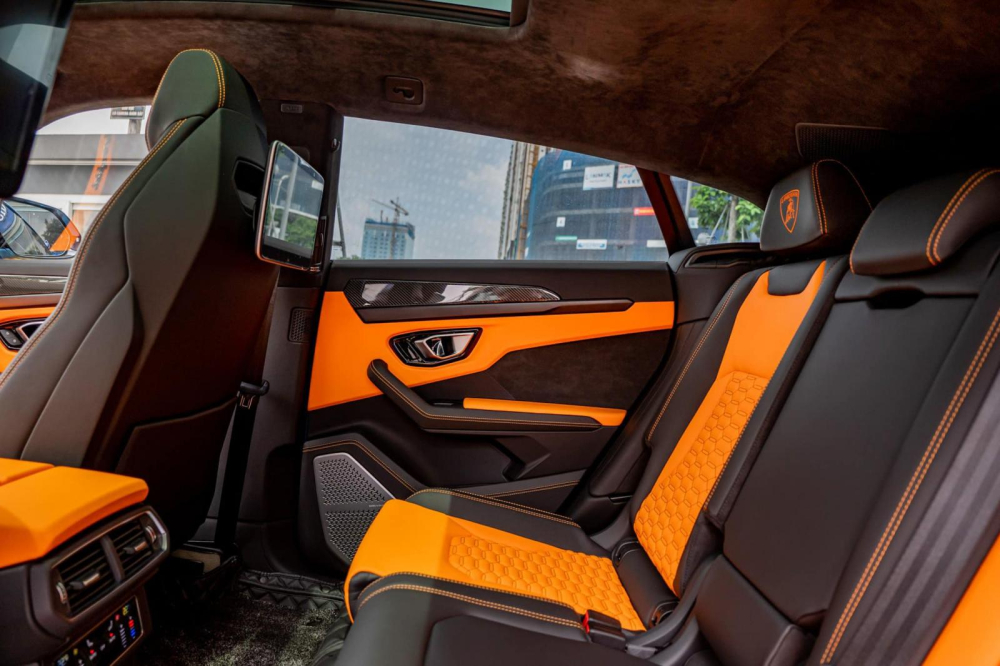 Tòan bộ khoang lái xe Lamborghini Urus Tòan bộ khoang lái xe Lamborghini Urus