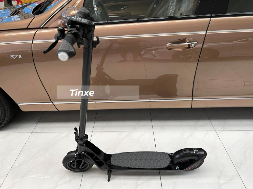 Bugatti Scooter sau khi đ&atilde; được lắp