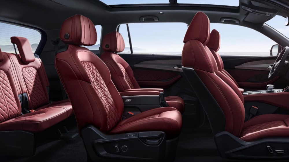 Nội thất 6 chỗ của Audi Q6