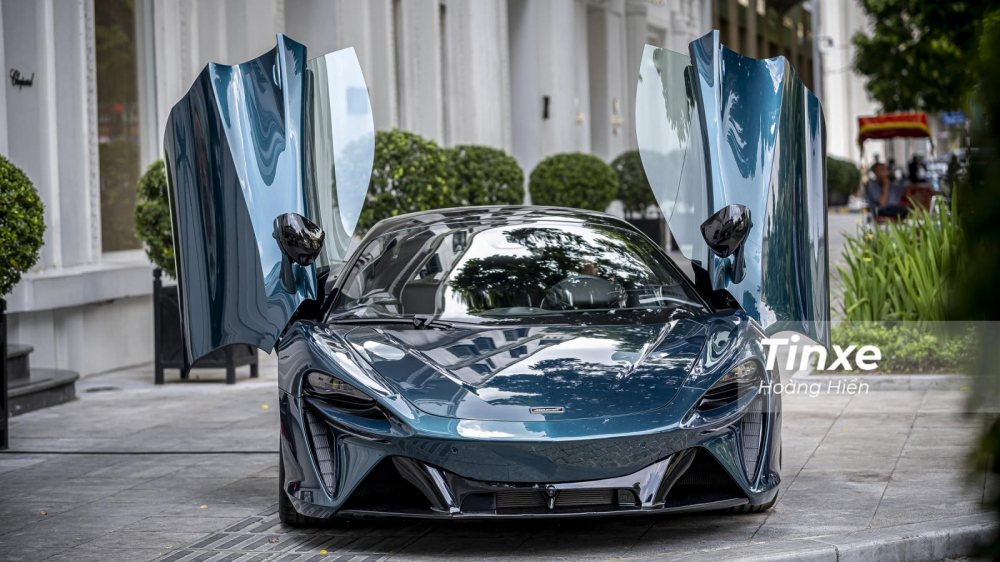 Theo c&ocirc;ng bố từ nh&agrave; sản xuất, McLaren Artura chỉ ti&ecirc;u thụ 4,7 l&iacute;t/100km đường hỗn hợp.