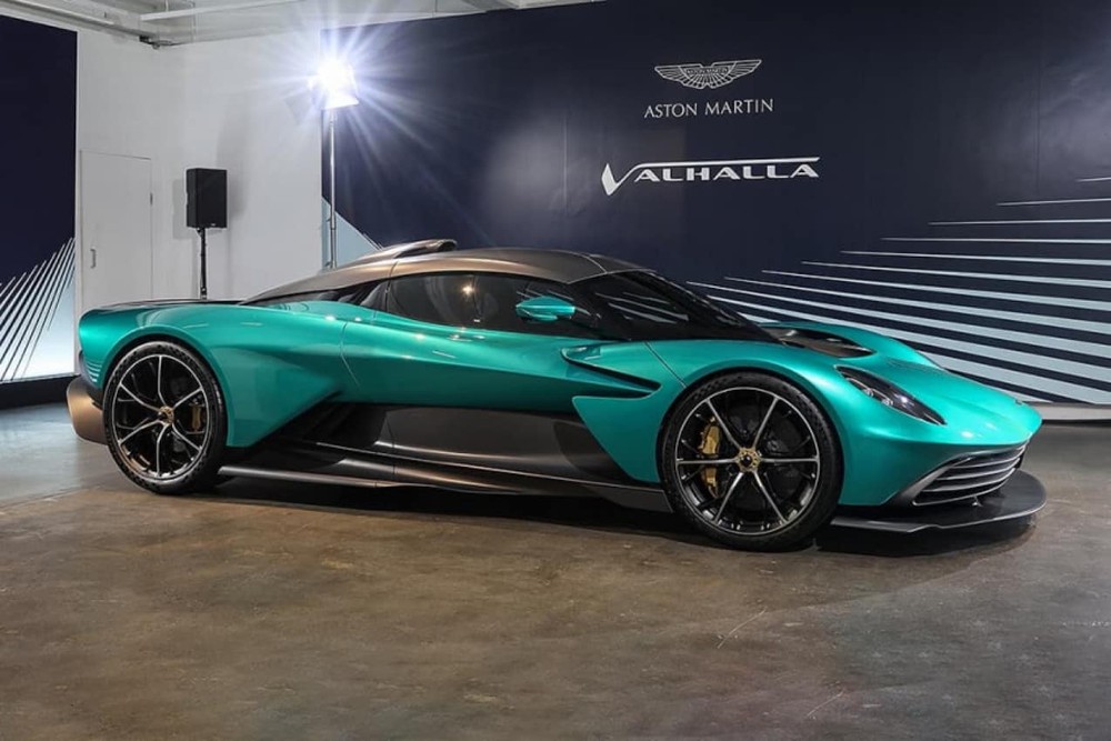 Aston Martin Vahalla Aston Martin Vahalla