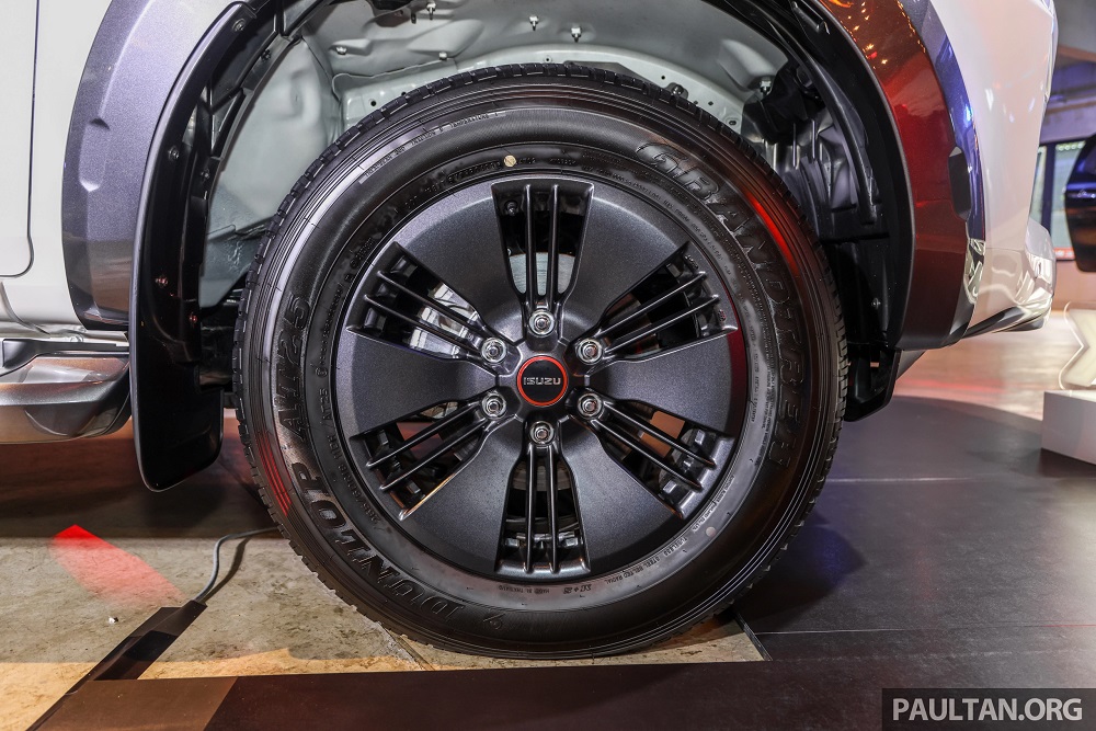 Vành la-zăng 18 inch của Isuzu D-Max X-Terrain 2022