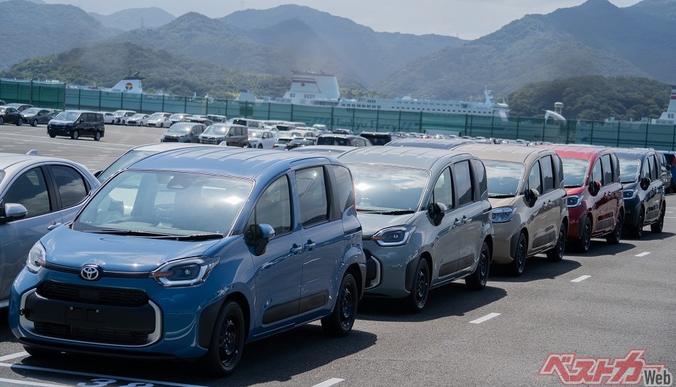 MPV có kích thước nhỏ hơn cả SUV hạng B Toyota Sienta 2023 được chốt lịch ra mắt