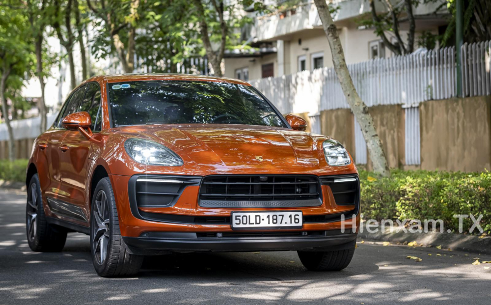 Phần cản trước của Porsche Macan 2022 được tái thiết kế lại. Phần cản trước của Porsche Macan 2022 được tái thiết kế lại.