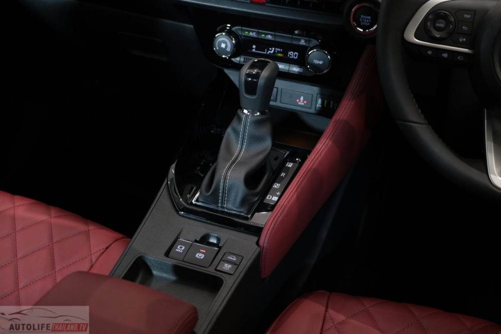 Cần số của Toyota Vios Premium Luxury 2023 Cần số của Toyota Vios Premium Luxury 2023