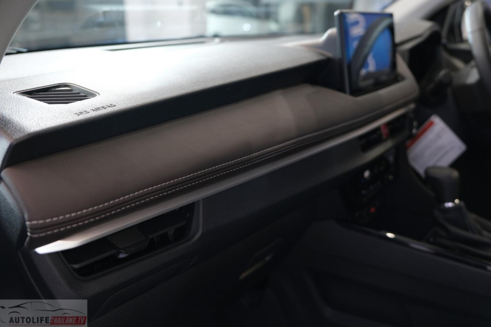 Chỉ khâu màu xám của Toyota Vios Smart 2023
