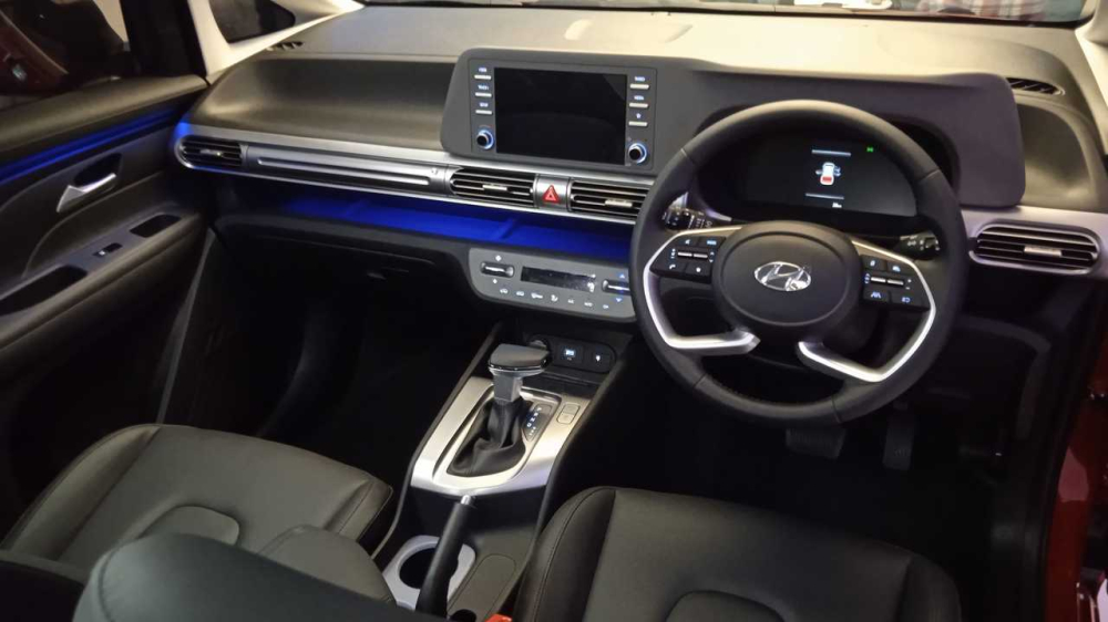 Nội thất của Hyundai Stargazer tại Indonesia Nội thất của Hyundai Stargazer tại Indonesia