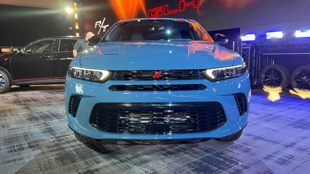 Dodge trình làng chiếc SUV nhỏ gọn Hornet 2023, 14.000 đơn đặt hàng đã có Dodge trình làng chiếc SUV nhỏ gọn Hornet 2023, 14.000 đơn đặt hàng đã có