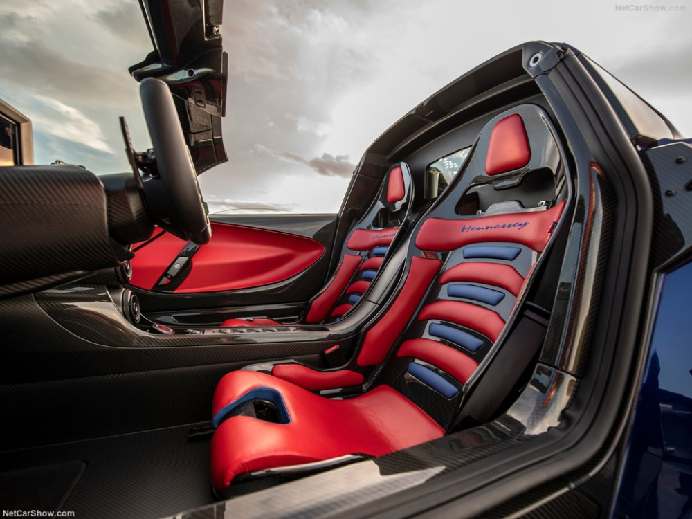 Ghế ngồi của xe Hennessey Venom F5 Roadster 