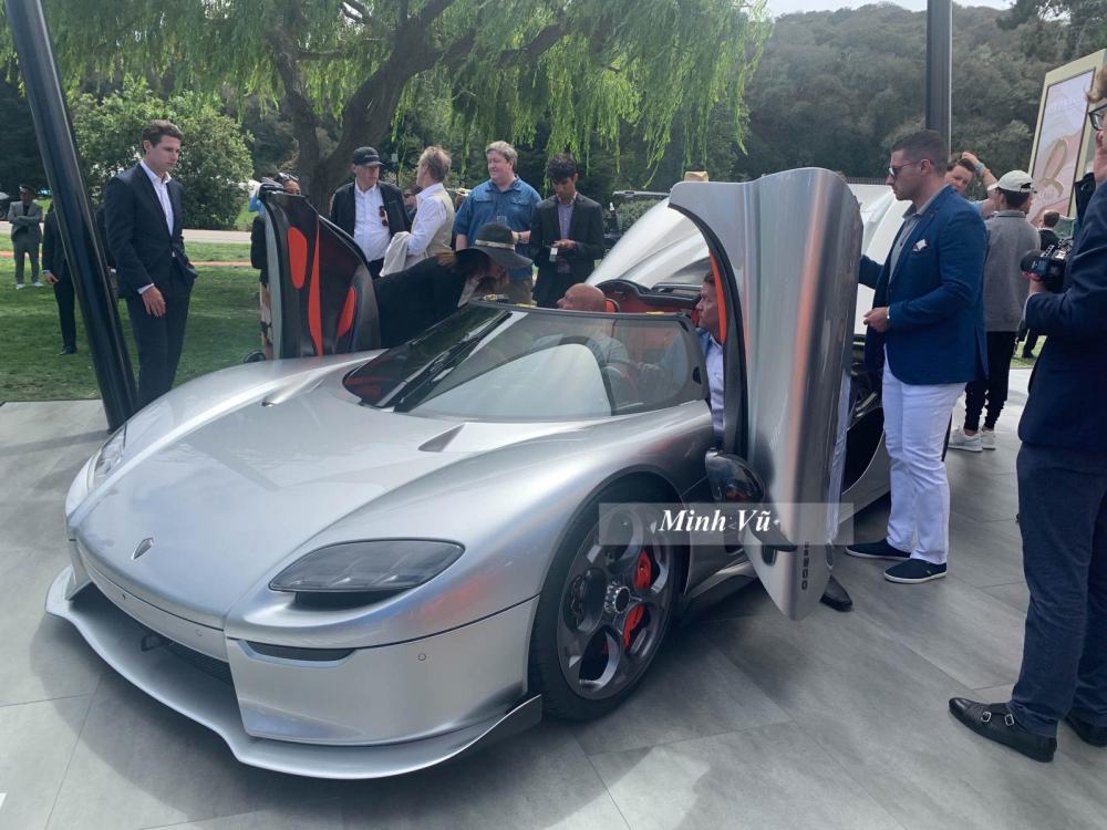 Trải nghiệm nhanh siêu phẩm Koenigsegg CC850 mới ra mắt, số sàn 6 cấp Trải nghiệm nhanh siêu phẩm Koenigsegg CC850 mới ra mắt, số sàn 6 cấp ma thuật, chỉ 50 xe được sản xuất