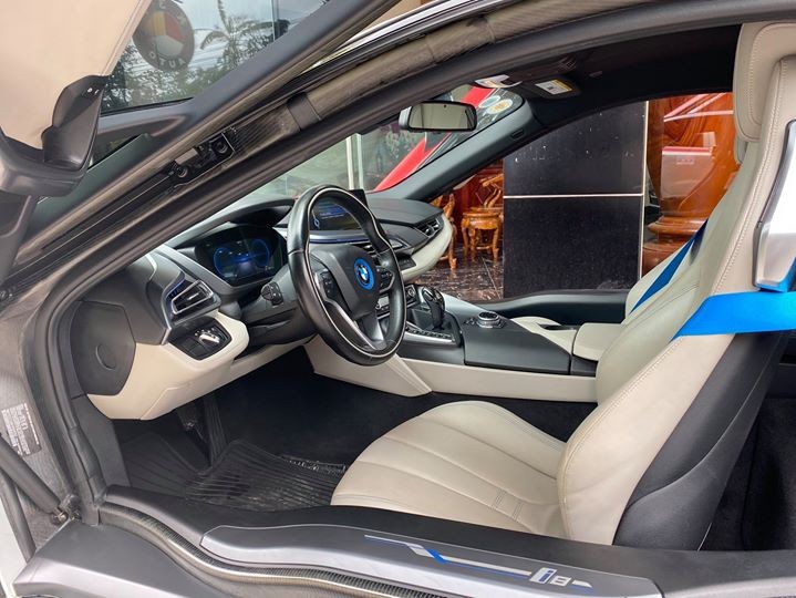 Nội thất xe BMW i8 Nội thất xe BMW i8