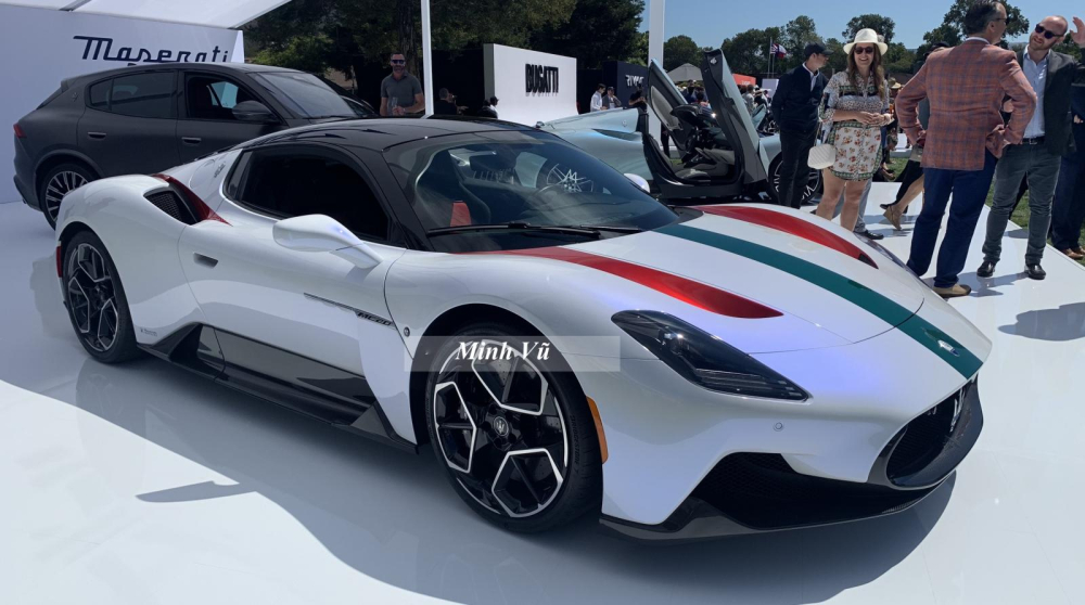Là 1 trong những thương hiệu xe sang nổi tiếng nên Maserati không thể biến mình thành người lạc hậu, họ cung cấp chương trình cá nhân hóa cho khách và còn gợi ý phải phối làm sao cho đẹp qua các dự án cá nhân hóa Fuoriserie