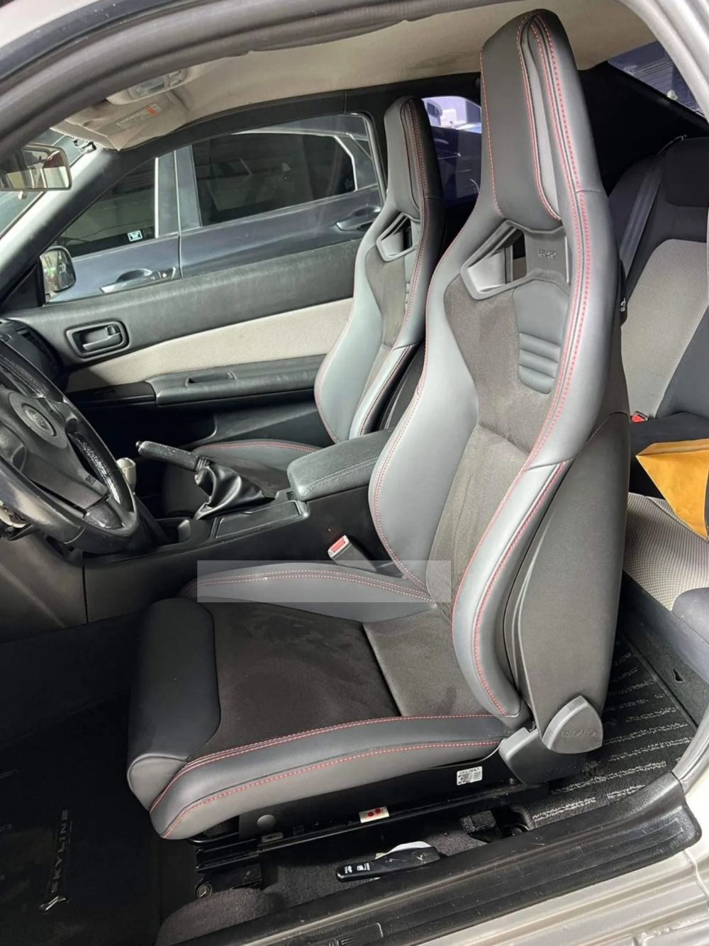 Nội thất xe Nissan Skyline GT-R R34 Nội thất xe Nissan Skyline GT-R R34