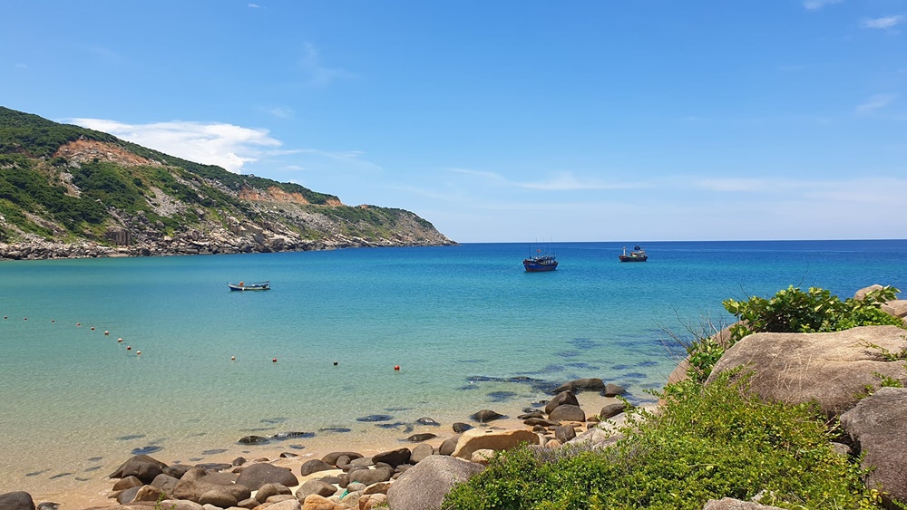 Vẻ đẹp khó rời mắt của biển Phú Yên được anh Việt Anh lưu lại. Vẻ đẹp khó rời mắt của biển Phú Yên được anh Việt Anh lưu lại.
