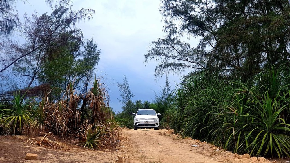 Ngày thứ 35 trong chuyến hành trình. Từ Móng Cái (Quảng Ninh) đến Bình Định với quãng đường khoảng 3.843 km. Ngày thứ 35 trong chuyến hành trình. Từ Móng Cái (Quảng Ninh) đến Bình Định với quãng đường khoảng 3.843 km.