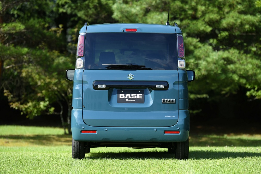 Thiết kế đằng sau của Suzuki Spacia Base 2023 Thiết kế đằng sau của Suzuki Spacia Base 2023