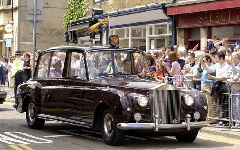Chiếc Rolls-Royce Phantom cổ của Nữ hoàng Anh Chiếc Rolls-Royce Phantom cổ của Nữ hoàng Anh