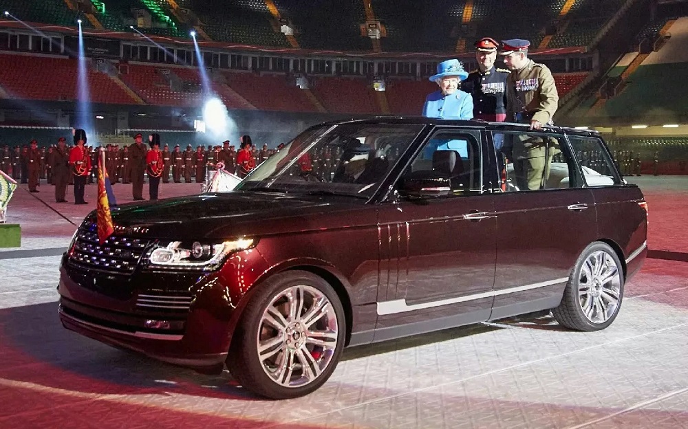 Range Rover LWB Landaulet của Nữ hoàng Elizabeth Đệ nhị Range Rover LWB Landaulet của Nữ hoàng Elizabeth Đệ nhị