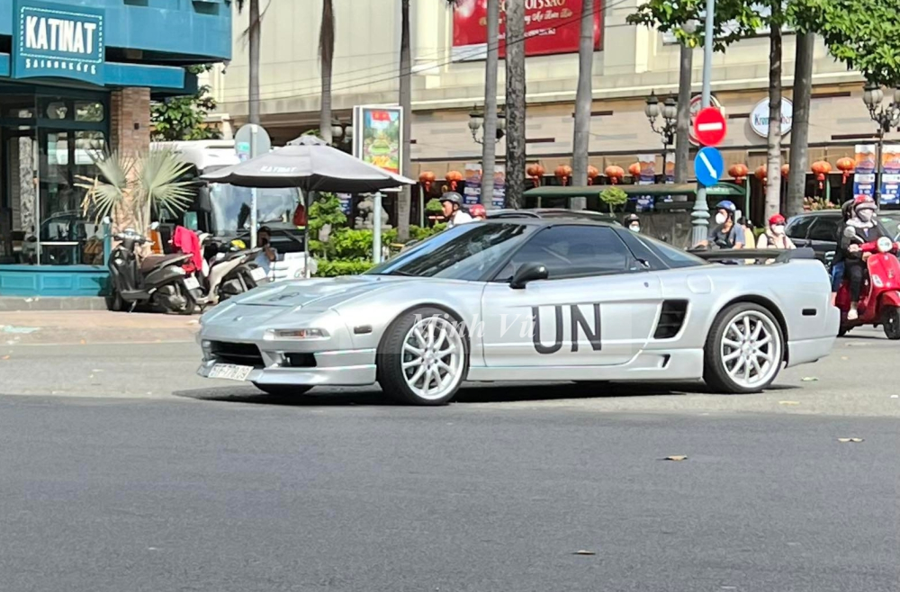 Huyền thoại JDM Acura NSX độc nhất Việt Nam lần đầu t&aacute;i xuất tr&ecirc;n đường phố S&agrave;i th&agrave;nh khi về tay chủ mới