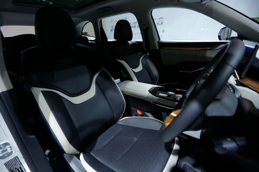 Ghế trước của Haval H6 PHEV 2022