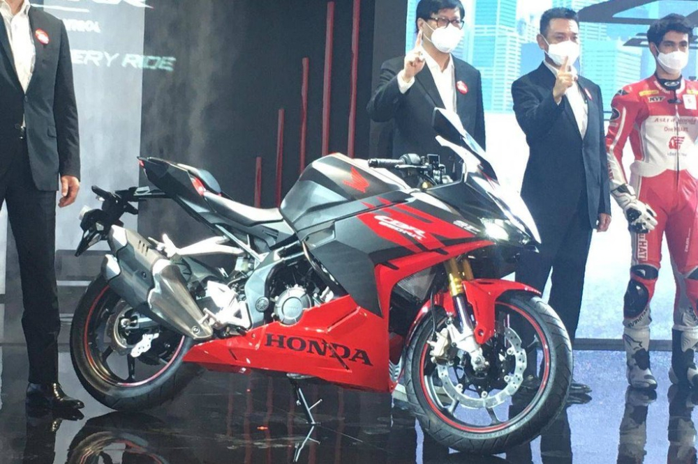 Mô tô thể thao Honda CBR250RR 2023 chính thức ra mắt Đông Nam Á với động cơ cải tiến Mô tô thể thao Honda CBR250RR 2023 chính thức ra mắt Đông Nam Á với động cơ cải tiến