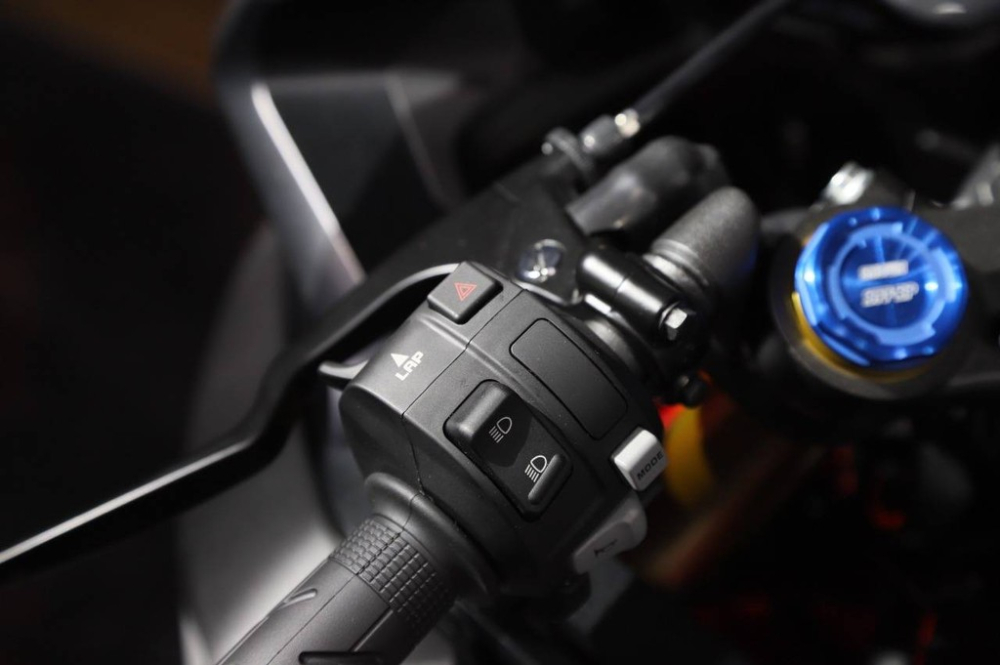 Honda CBR250RR 2023 có cả công nghệ điều khiển bướm ga điện tử Honda CBR250RR 2023 có cả công nghệ điều khiển bướm ga điện tử