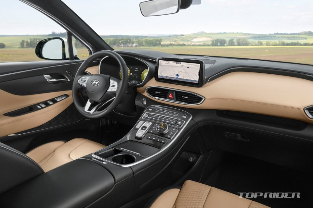 Hyundai Santa Fe 2023 được tăng cường trang bị an toàn tiêu chuẩn