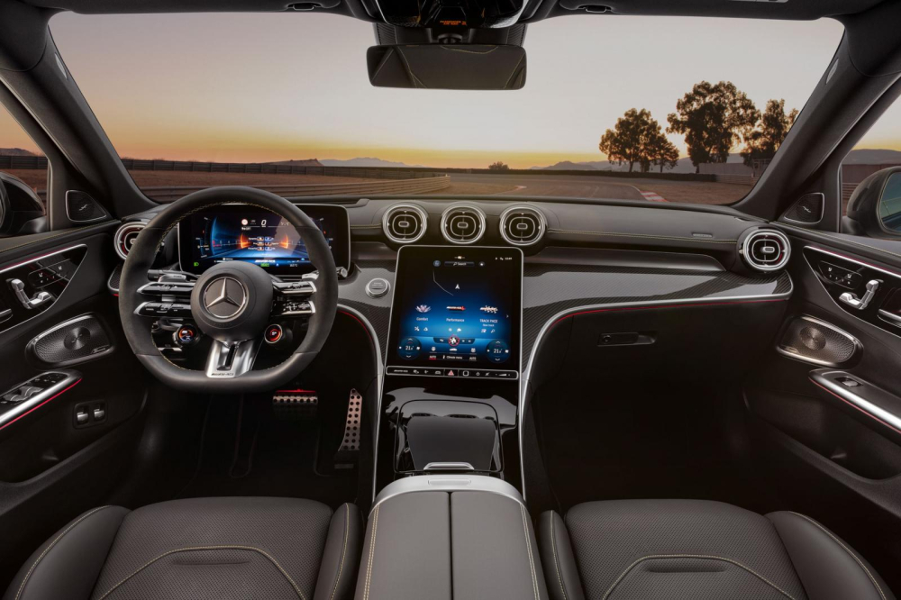 Nội thất bên trong Mercedes-AMG C63 S E Performance 2023 Nội thất bên trong Mercedes-AMG C63 S E Performance 2023