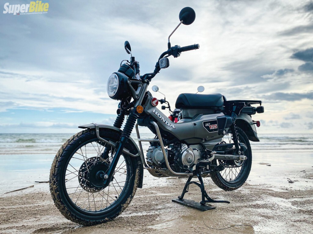 Những trang bị còn lại của Honda CT125 2022 vẫn giữ nguyên như cũ