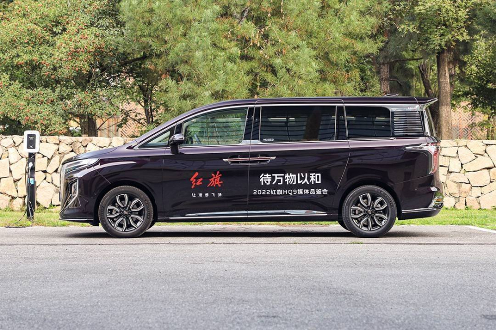 Thiết kế bên sườn của Hồng Kỳ HQ9 2023 Thiết kế bên sườn của Hồng Kỳ HQ9 2023