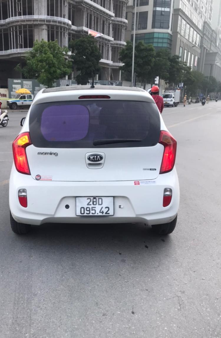 Nhiều người biết lỗi che biển là sai nhưng vẫn cố tình vi phạm nhằm lách luận. Nhiều người biết lỗi che biển là sai nhưng vẫn cố tình vi phạm nhằm lách luận.