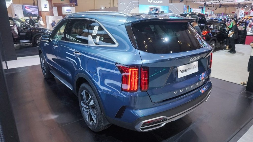 Tiết kiệm xăng sẽ là lợi thế cạnh tranh của Kia Sorento HEV 2023 Tiết kiệm xăng sẽ là lợi thế cạnh tranh của Kia Sorento HEV 2023