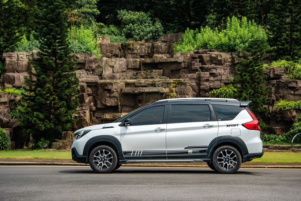 Anh Mạnh dành lời khen ngợi cho kiểu dáng và diện mạo thu hút đầy cá tính của mẫu xe Suzuki XL7 Anh Mạnh dành lời khen ngợi cho kiểu dáng và diện mạo thu hút đầy cá tính của mẫu xe Suzuki XL7