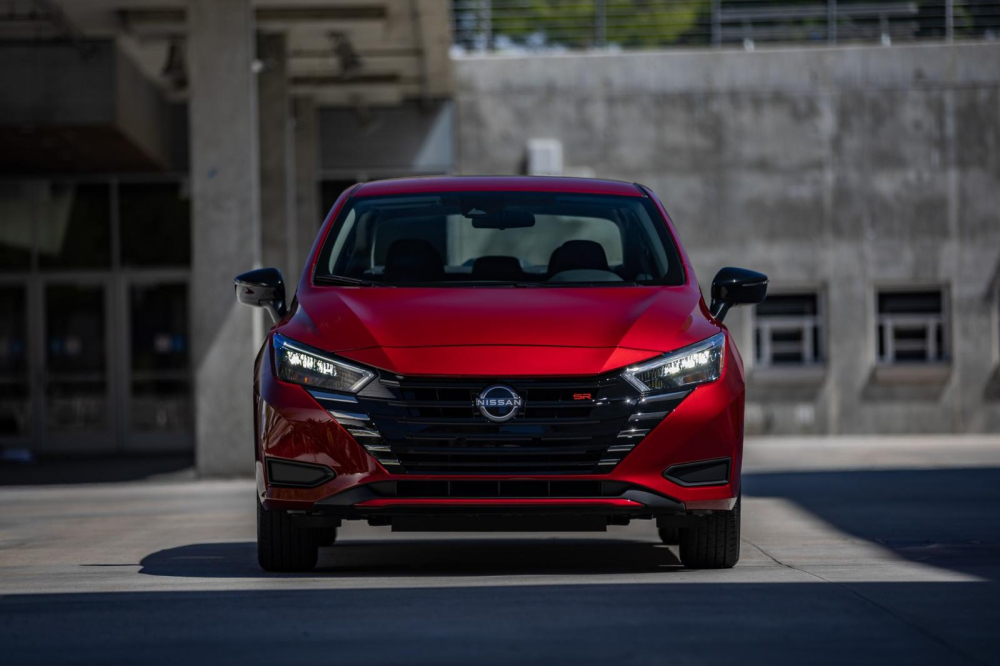 Thiết kế đầu xe mới của Nissan Versa 2023 Thiết kế đầu xe mới của Nissan Versa 2023