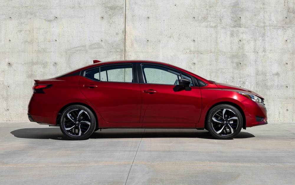 Thiết kế sườn xe của Nissan Versa 2023 về cơ bản là không thay đổi Thiết kế sườn xe của Nissan Versa 2023 về cơ bản là không thay đổi