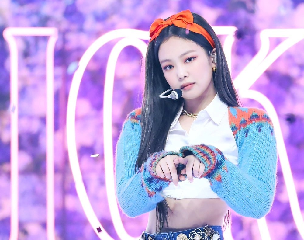 Nữ ca sĩ Jennie