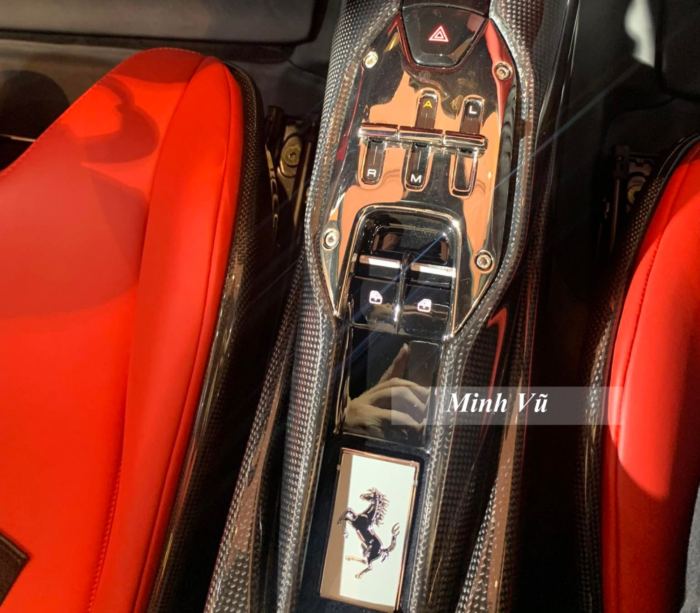 296 GTB là chiếc siêu xe có giá mềm nhất trong dàn xe plug-in hybrid của Ferrari 296 GTB là chiếc siêu xe có giá mềm nhất trong dàn xe plug-in hybrid của Ferrari
