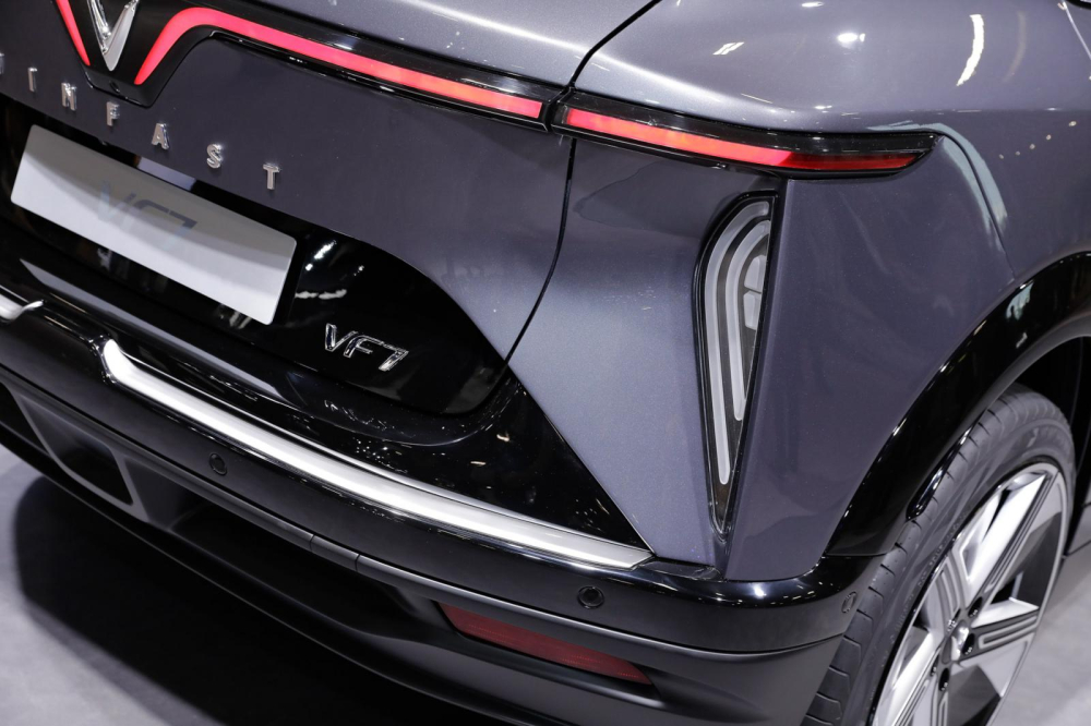 VinFast VF7 c&oacute; thể ra mắt v&agrave;o năm sau, giống 2 người anh em VF5 v&agrave; VF6
