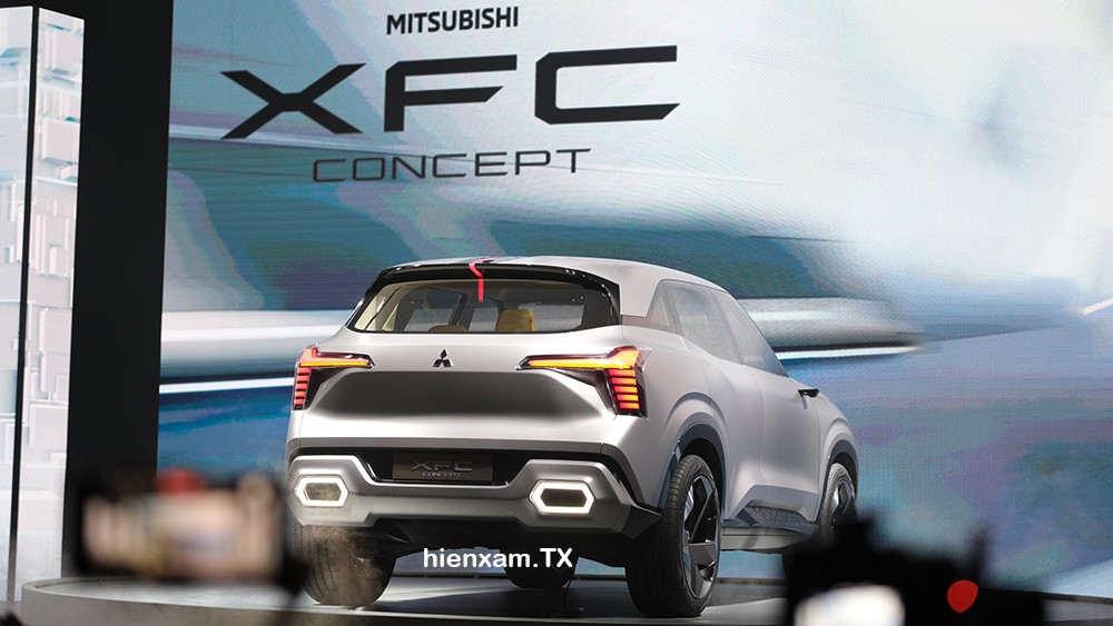 Cận cảnh đu&ocirc;i xe Mitsubishi XFC Concept.