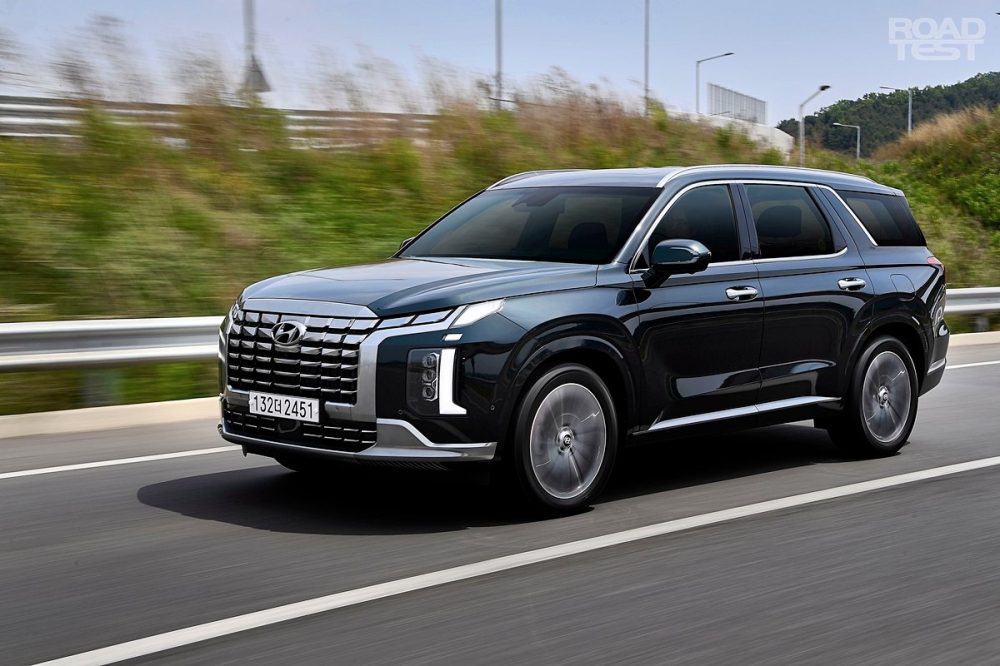 Bất chấp tin đồn sẽ bị khai tử, Hyundai Palisade vẫn b&aacute;n chạy như t&ocirc;m tươi, bỏ xa cả Santa Fe v&agrave; Tucson