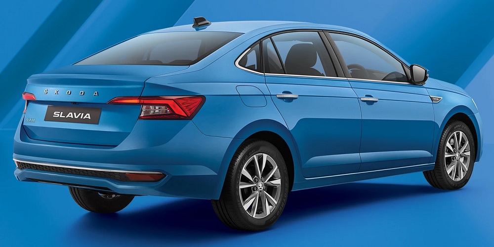 Skoda Slavia nhìn từ phía sau Skoda Slavia nhìn từ phía sau
