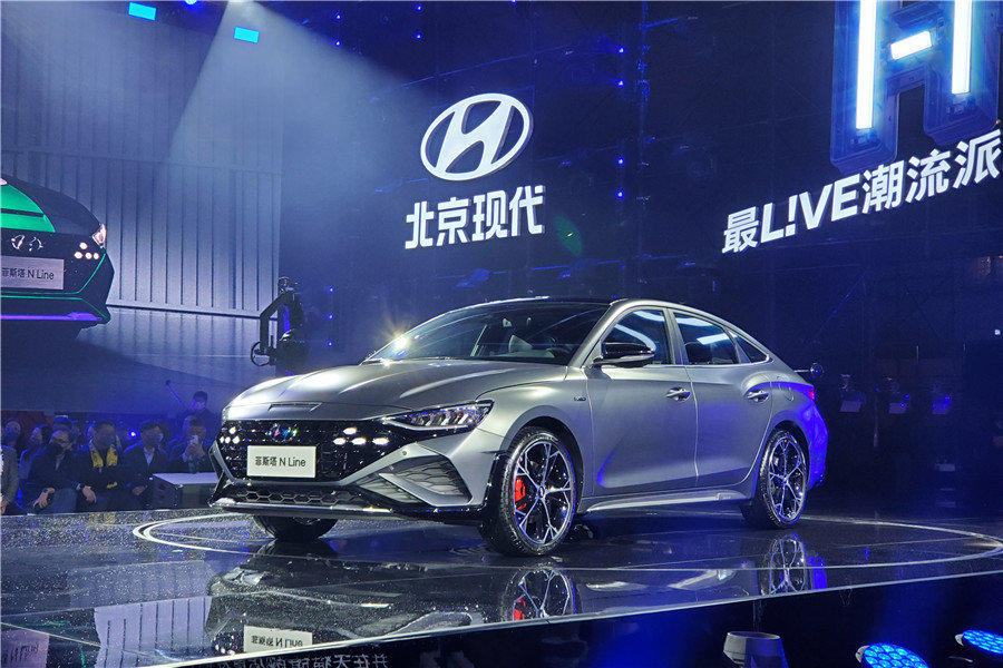 Sedan phong cách thể thao Hyundai Lafesta N Line 2023 được chốt giá rẻ như xe cỡ B tại Việt Nam Sedan phong cách thể thao Hyundai Lafesta N Line 2023 được chốt giá rẻ như xe cỡ B tại Việt Nam
